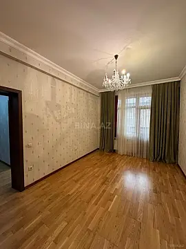 Satılır 3 otaqlı mənzil 125 m²