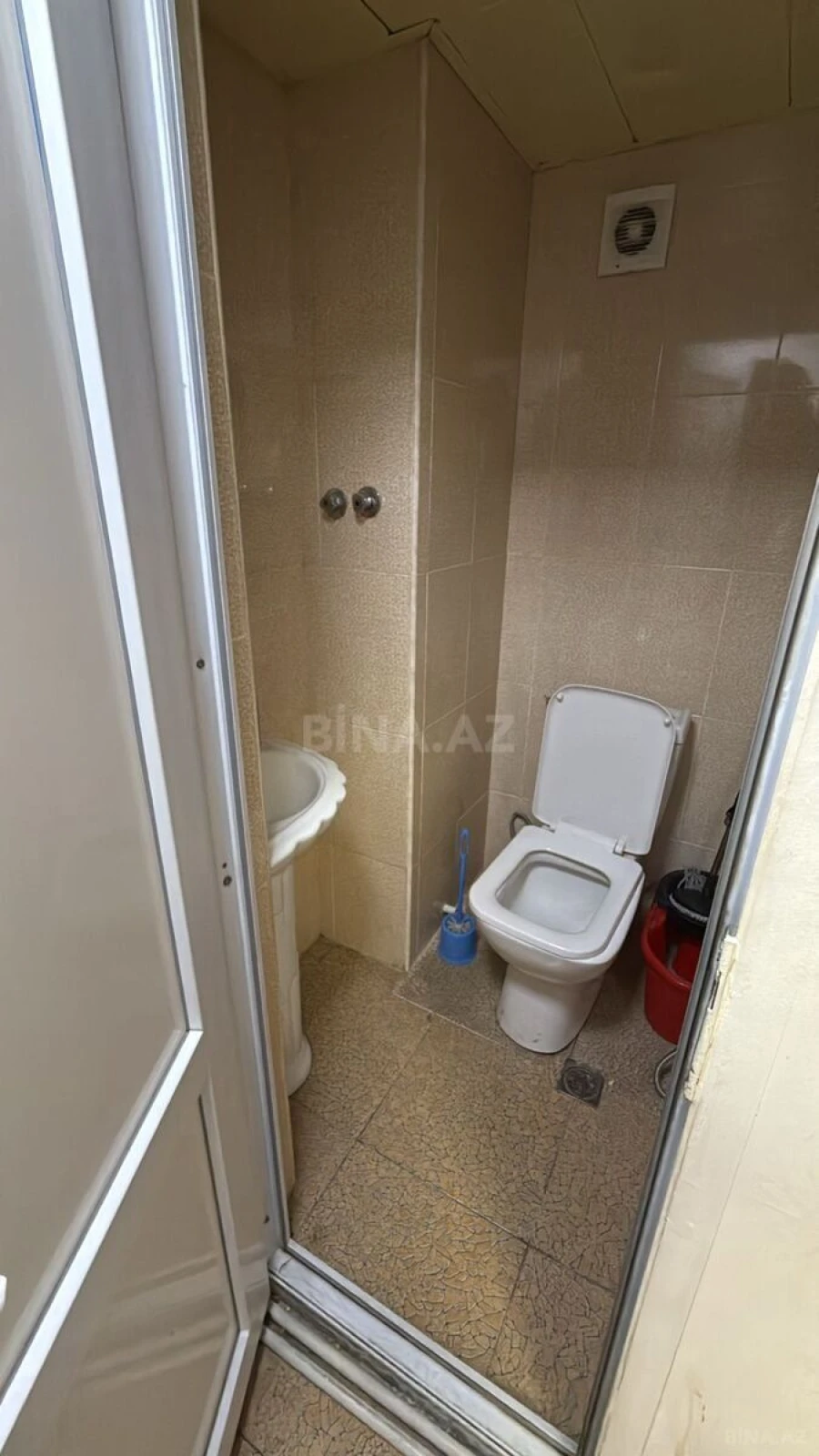 Kirayə verilir obyekt 40 m²