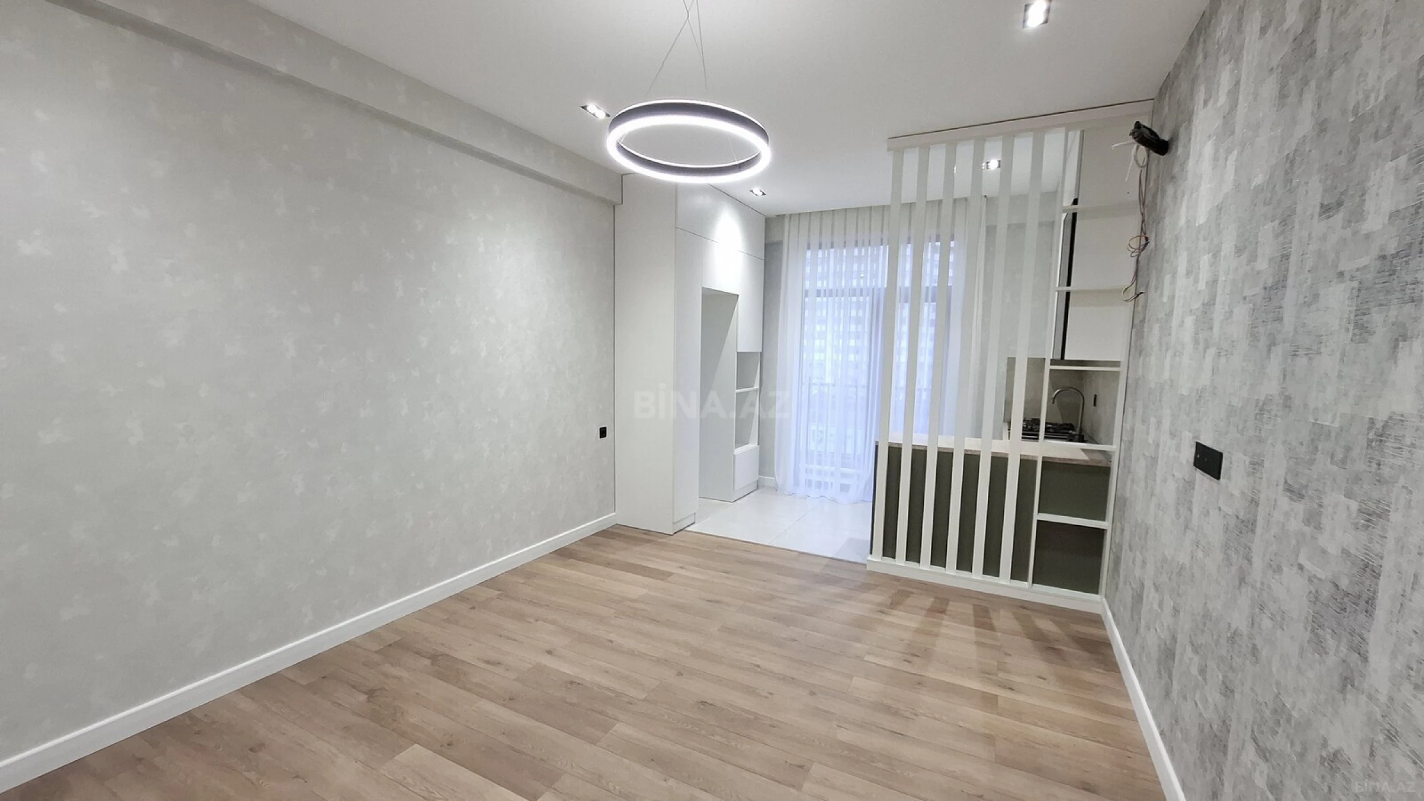 Satılır 2 otaqlı mənzil 65 m²