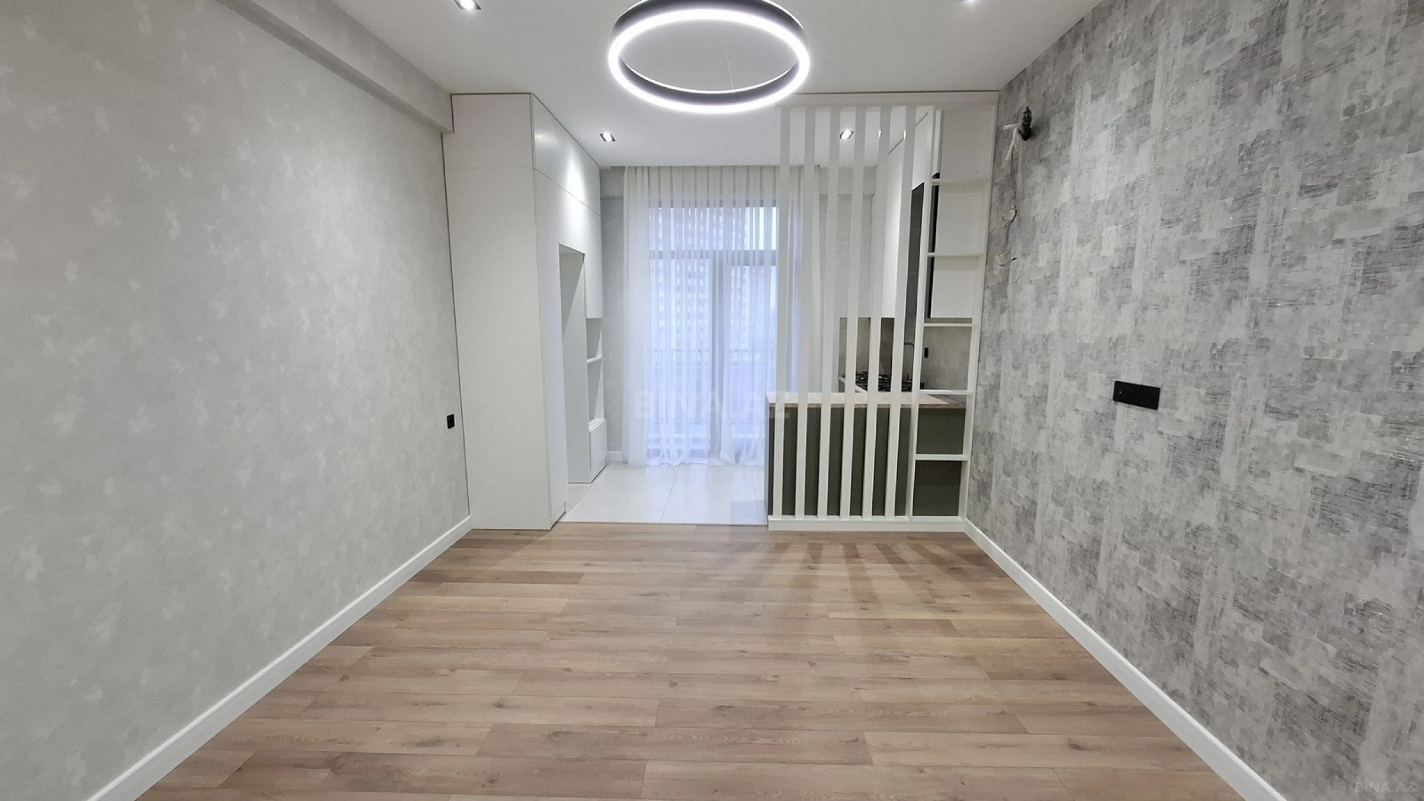 Satılır 2 otaqlı mənzil 65 m²