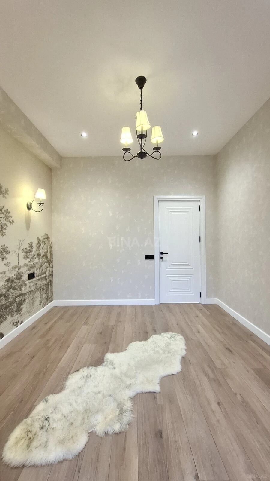 Satılır 2 otaqlı mənzil 65 m²