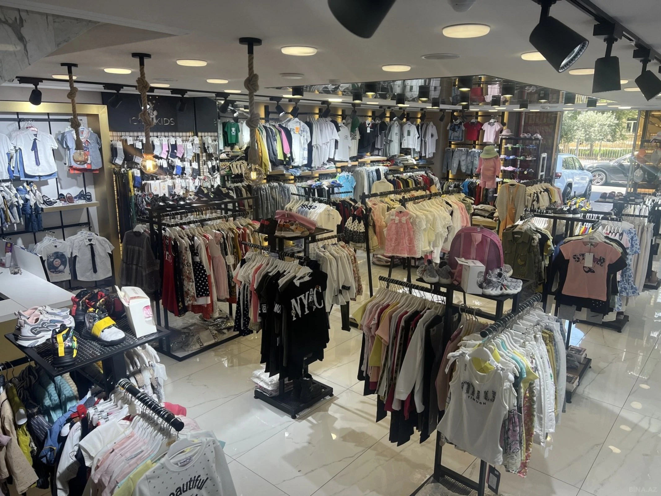 Kirayə verilir obyekt 160 m²