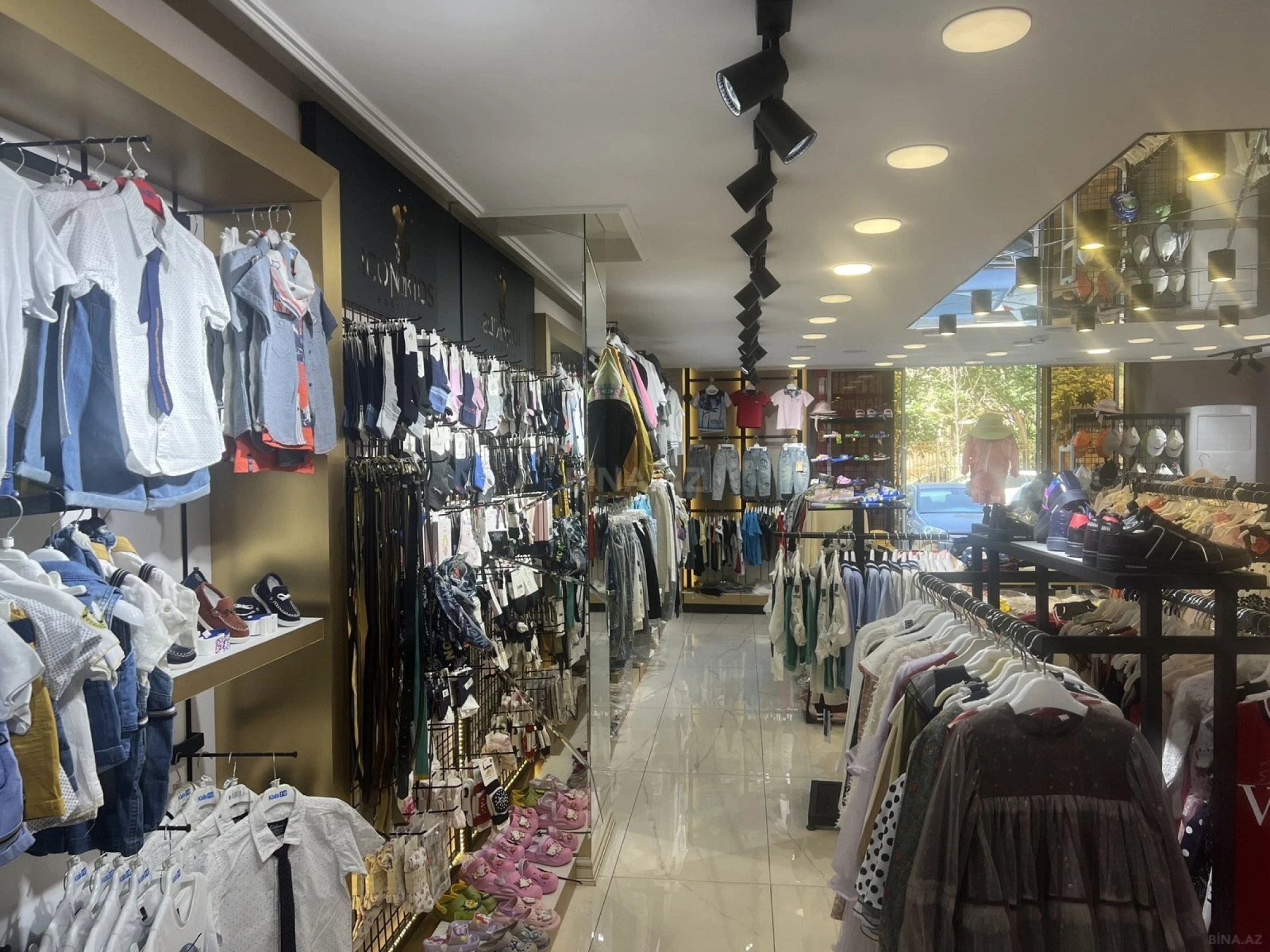 Kirayə verilir obyekt 160 m²