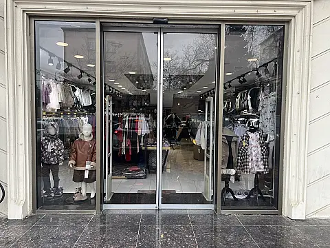 Kirayə verilir obyekt 160 m²