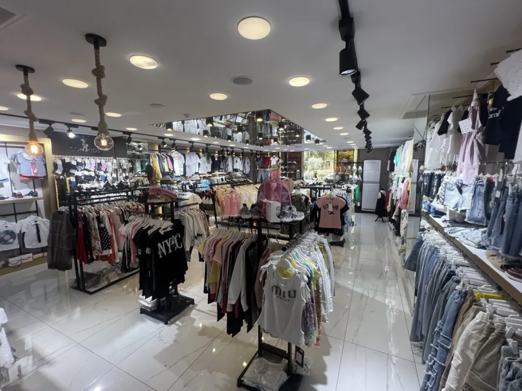 Kirayə verilir obyekt 160 m²