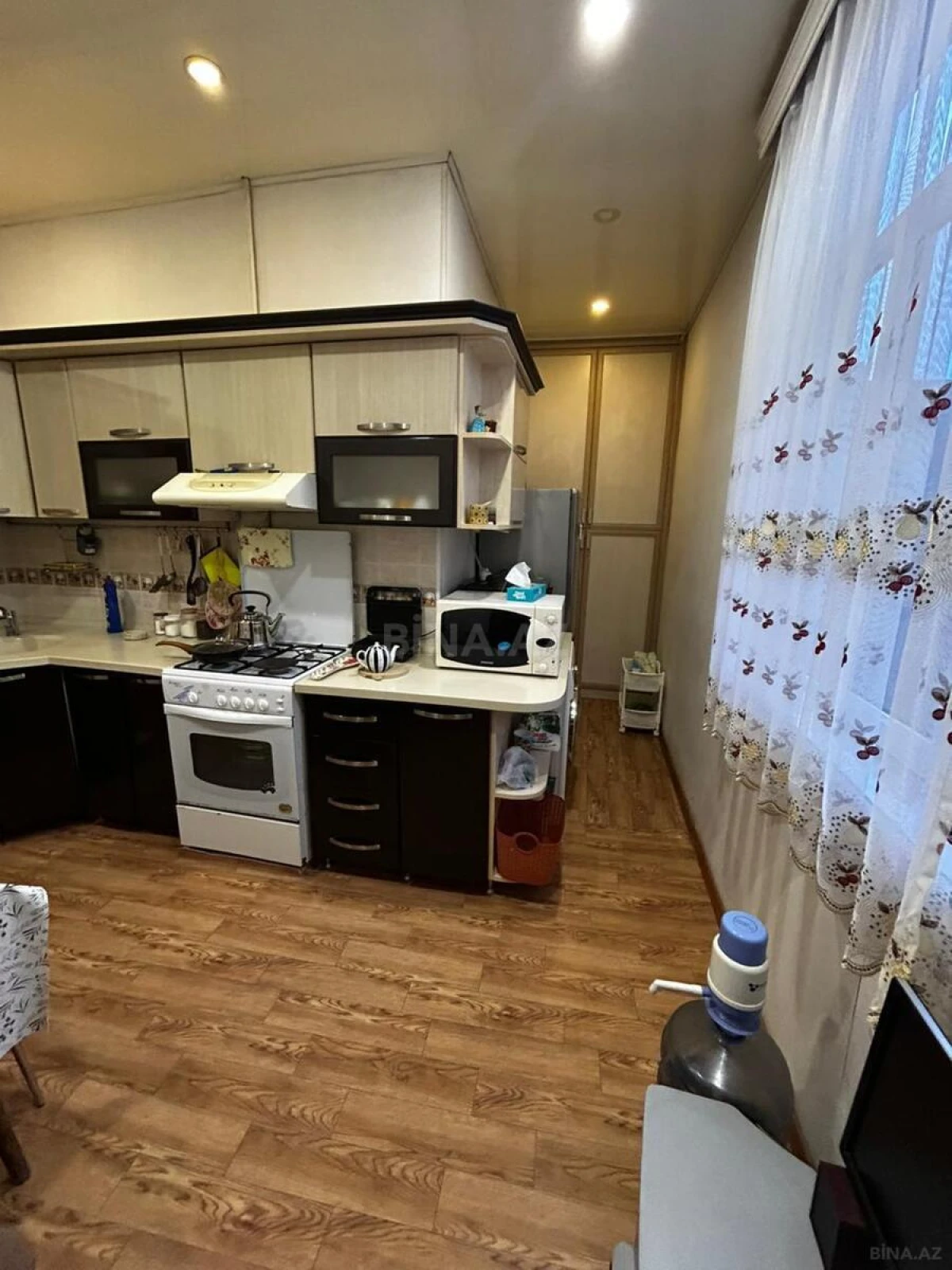 Kirayə verilir 3 otaqlı mənzil 100 m²