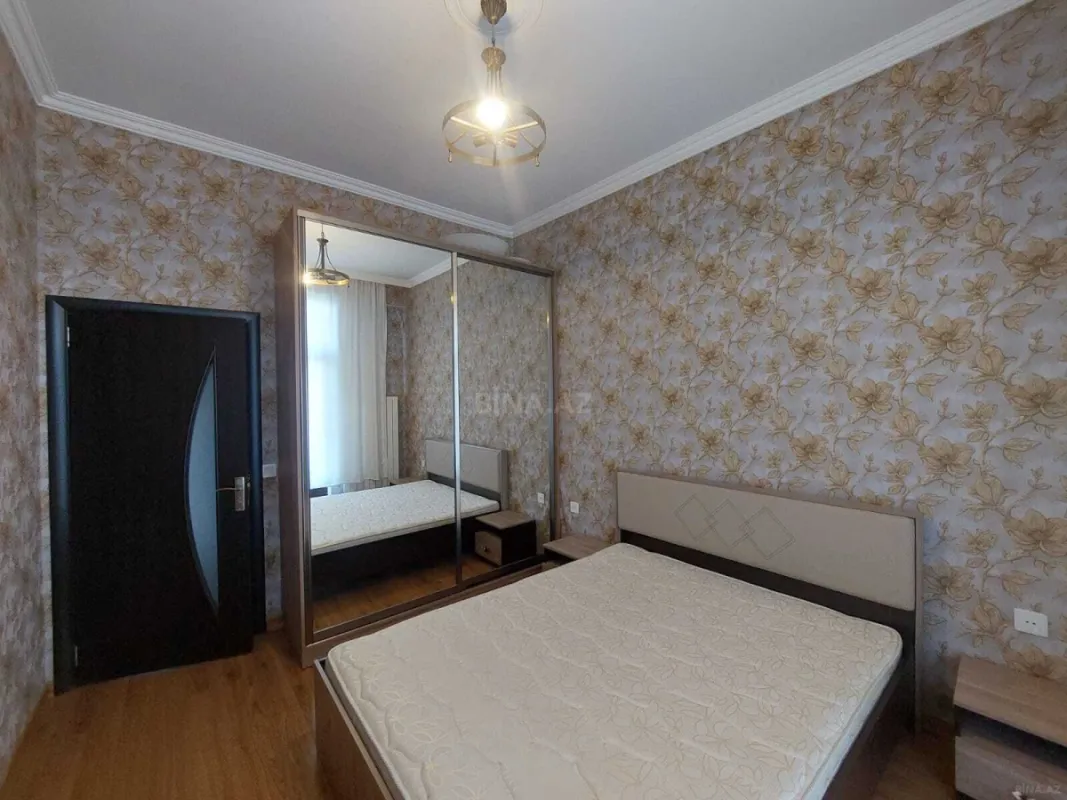 Kirayə verilir 2 otaqlı mənzil 65 m²