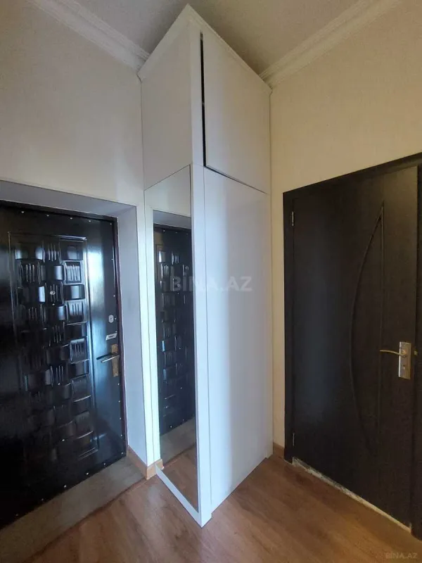 Kirayə verilir 2 otaqlı mənzil 65 m²