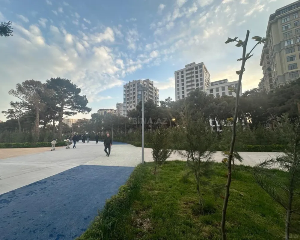 Kirayə verilir 2 otaqlı mənzil 65 m²