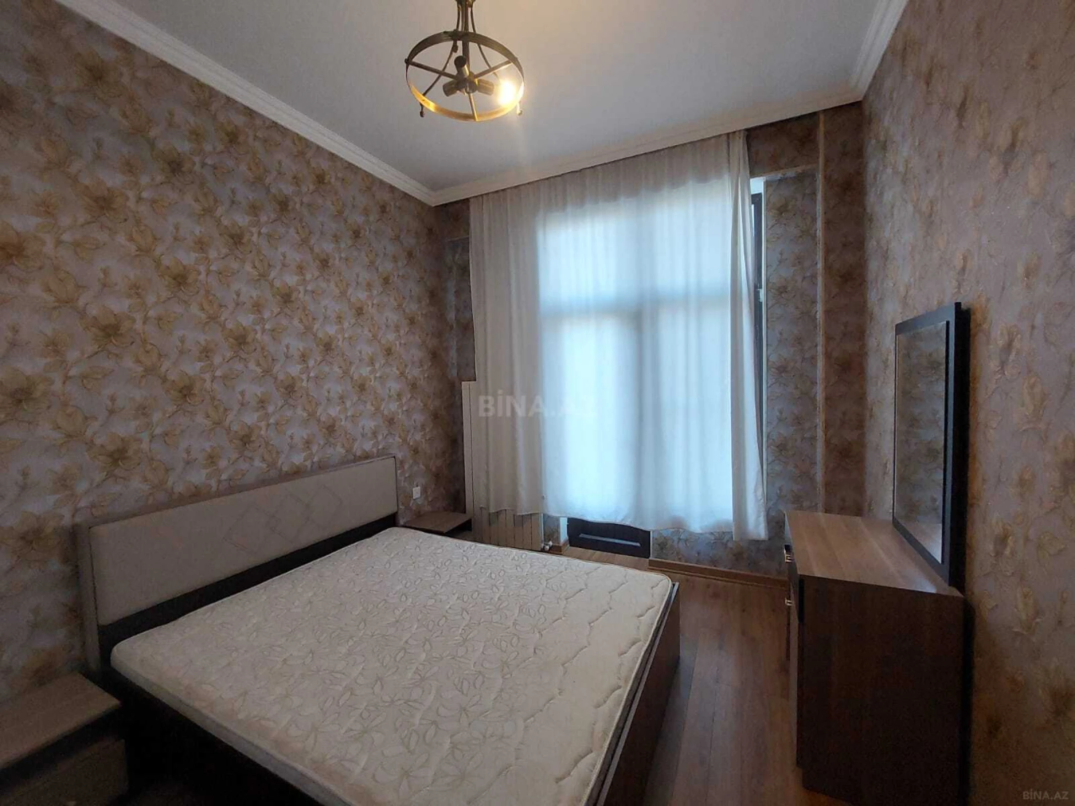 Kirayə verilir 2 otaqlı mənzil 65 m²