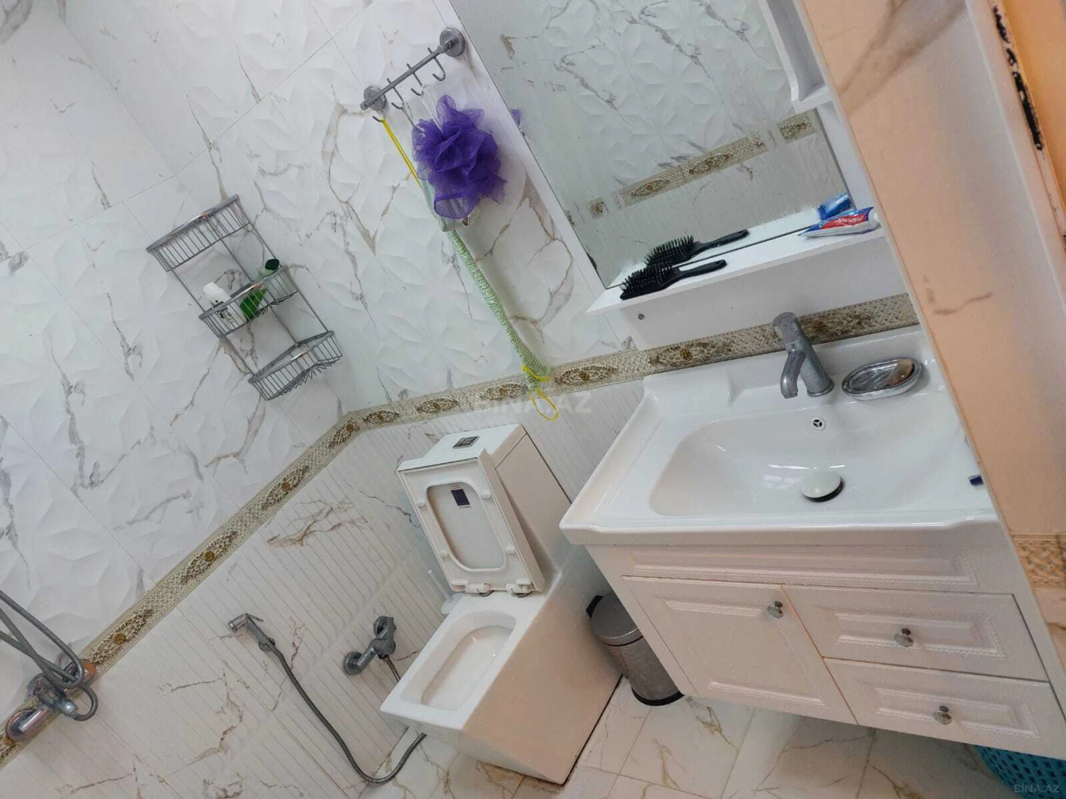 Satılır 4 otaqlı həyət evi 135 m²