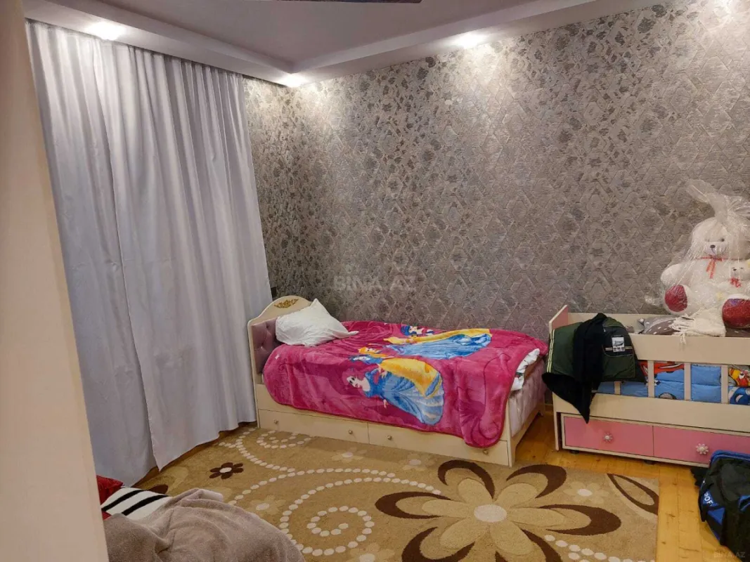 Satılır 4 otaqlı həyət evi 135 m²