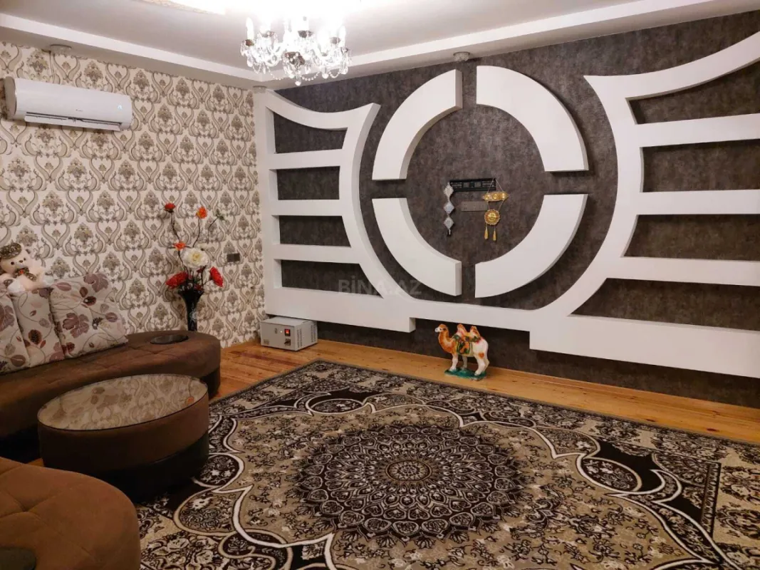 Satılır 4 otaqlı həyət evi 135 m²