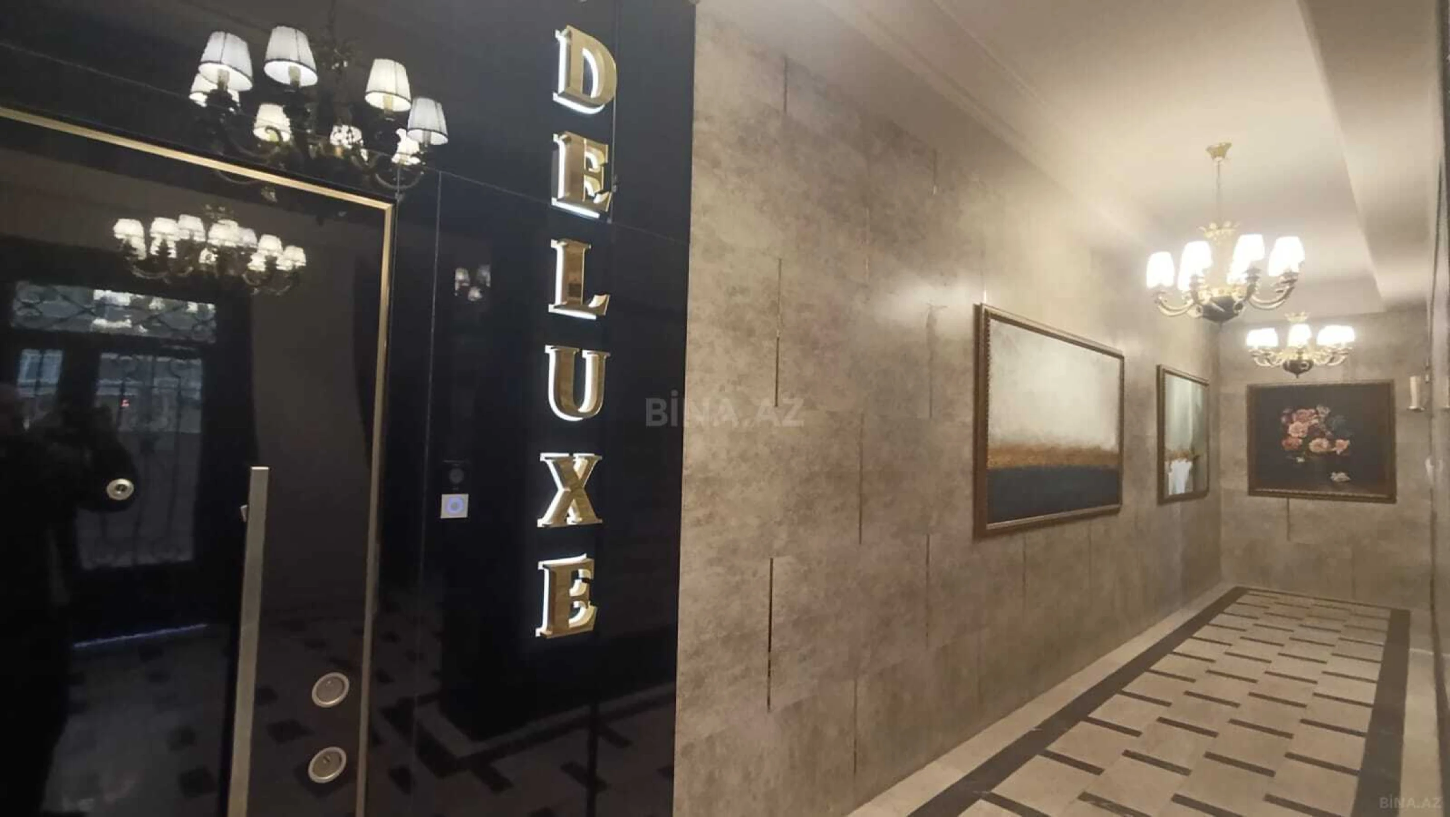 Satılır 4 otaqlı mənzil 216 m²