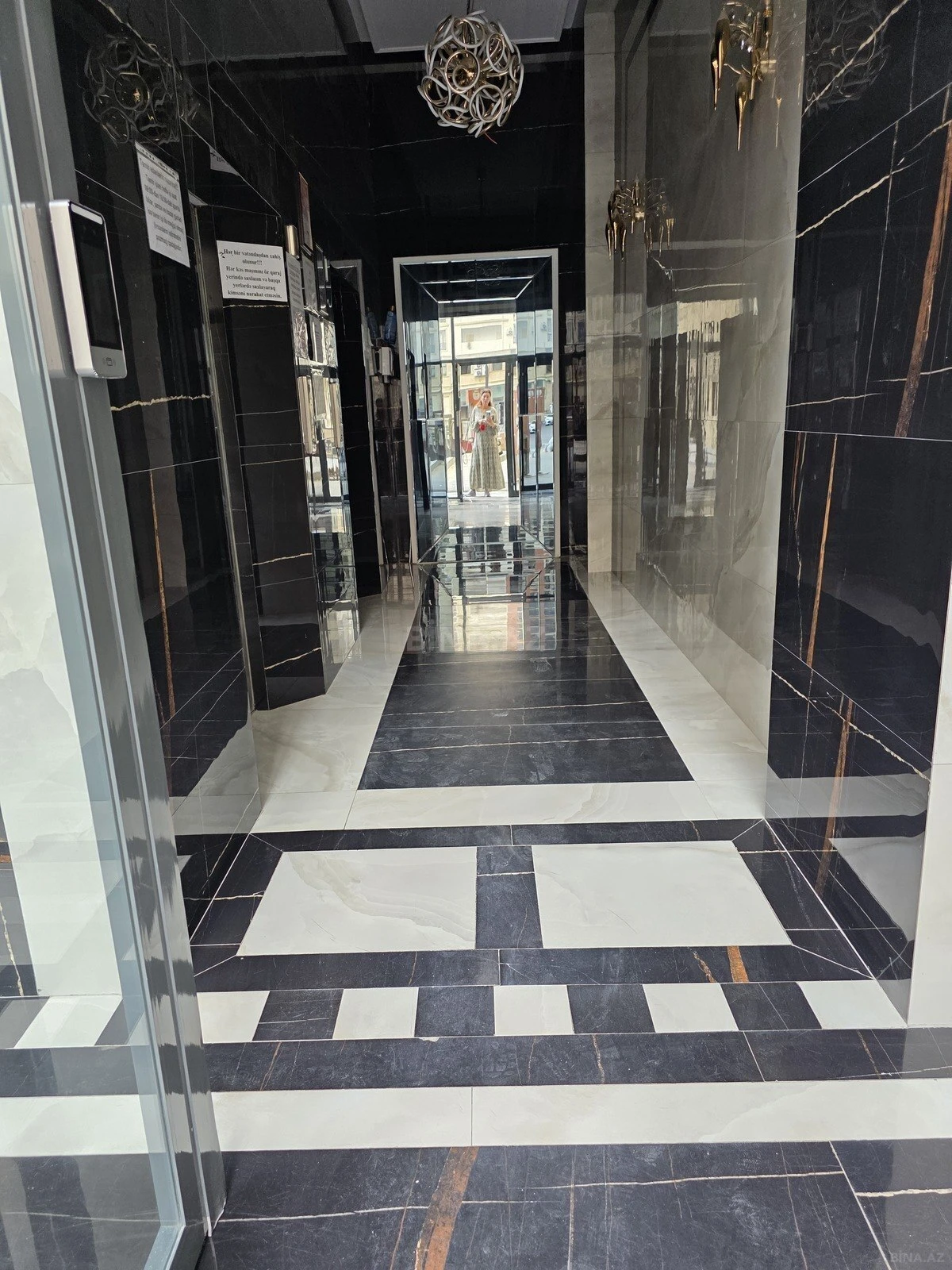 Satılır 2 otaqlı mənzil 53 m²