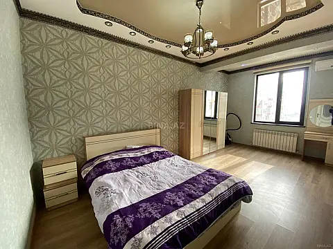 Kirayə verilir 2 otaqlı mənzil 80 m²
