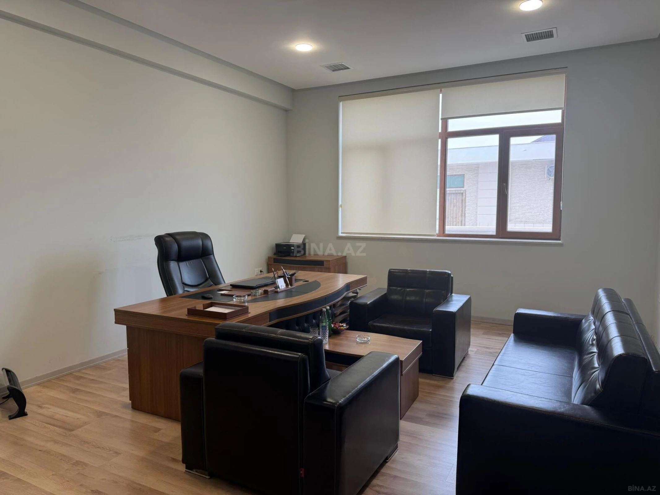 Kirayə verilir 2 otaqlı ofis 60 m²
