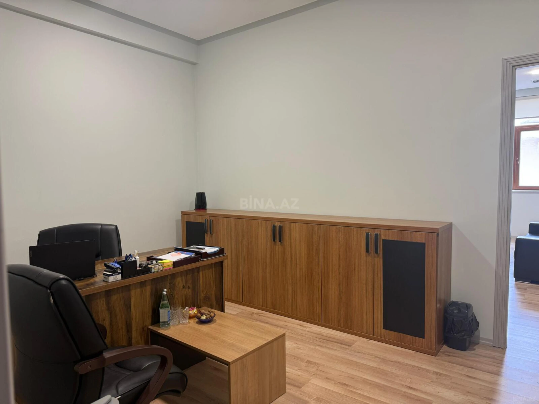 Kirayə verilir 2 otaqlı ofis 60 m²