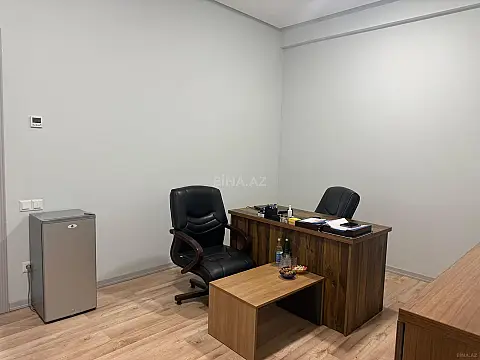Kirayə verilir 2 otaqlı ofis 60 m²