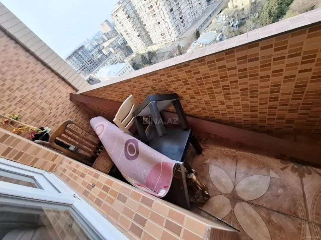 Kirayə verilir 3 otaqlı mənzil 100 m²