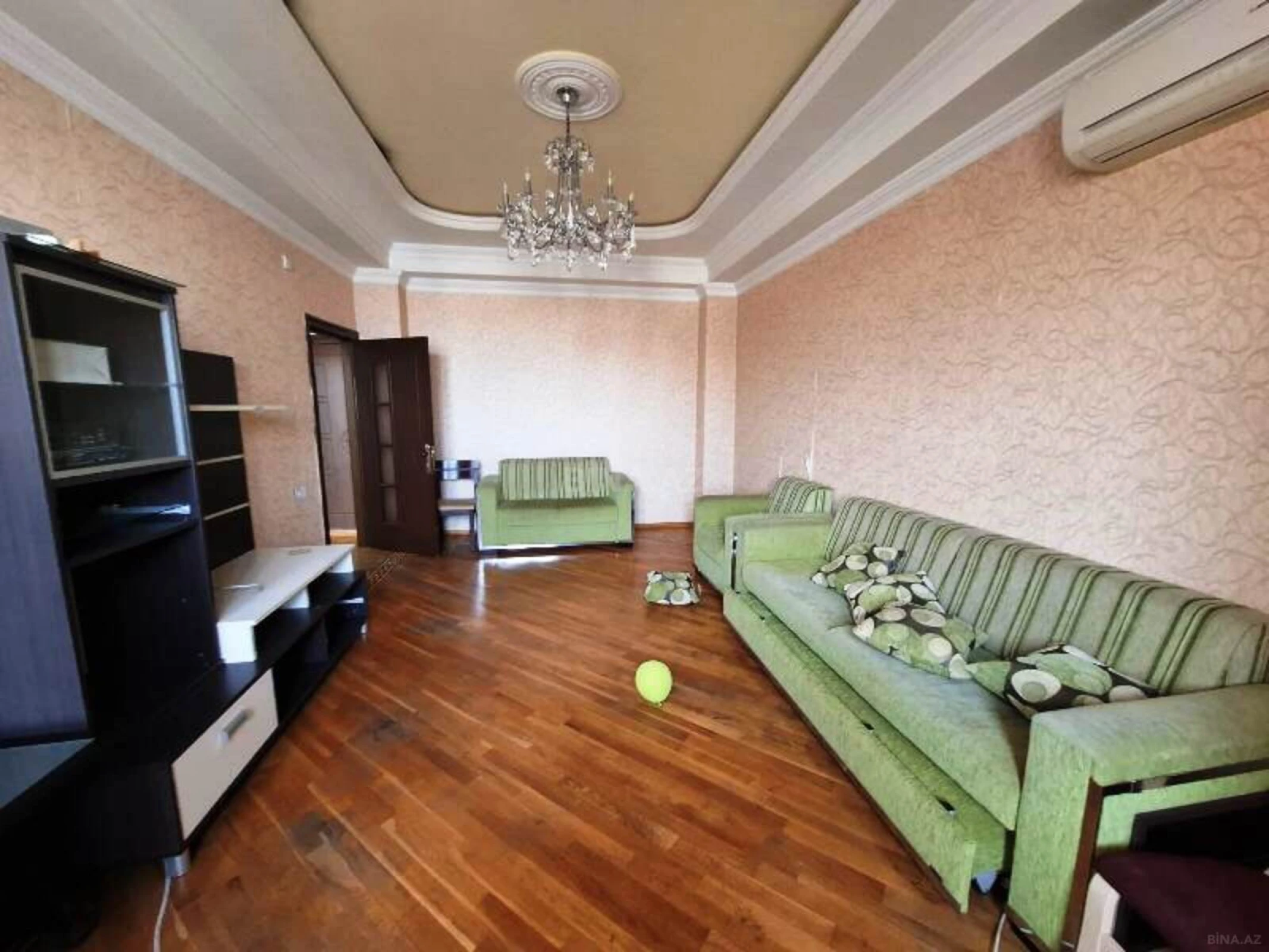 Kirayə verilir 3 otaqlı mənzil 100 m²