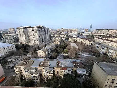 Kirayə verilir 3 otaqlı mənzil 100 m²