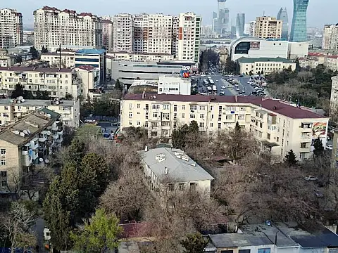 Kirayə verilir 3 otaqlı mənzil 100 m² — Bakı, Nərimanov 3 otaq 100.00 m²
