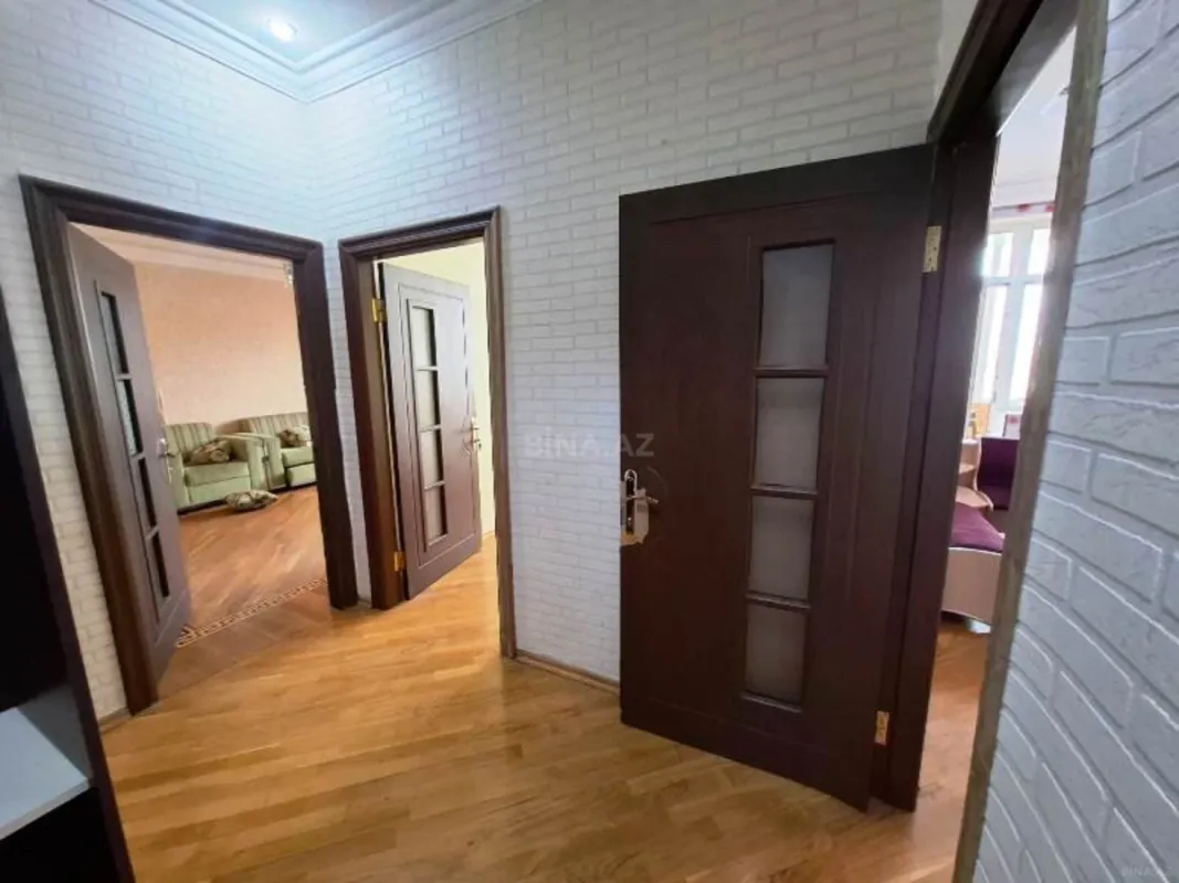 Kirayə verilir 3 otaqlı mənzil 100 m²