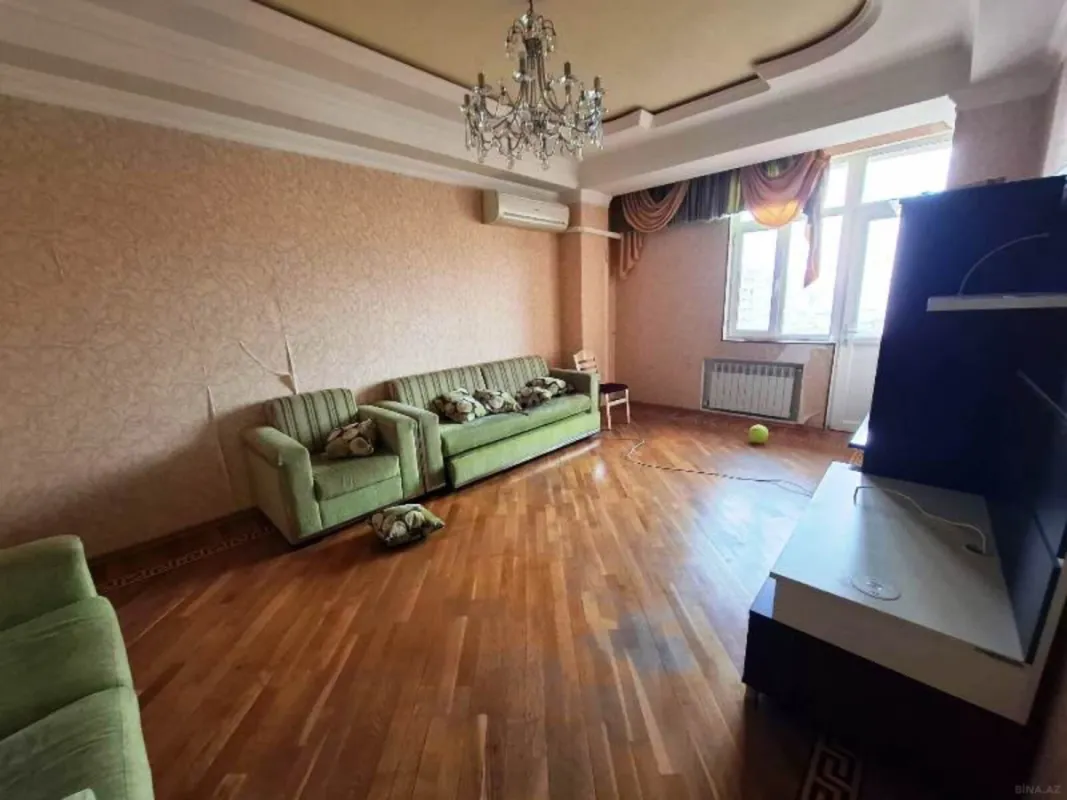 Kirayə verilir 3 otaqlı mənzil 100 m²