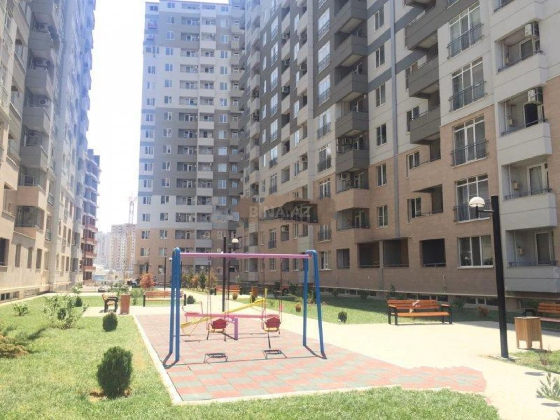 Satılır 2 otaqlı mənzil 43.6 m²