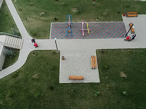 Satılır 2 otaqlı mənzil 43.6 m²