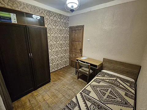 Satılır 4 otaqlı mənzil 100 m²