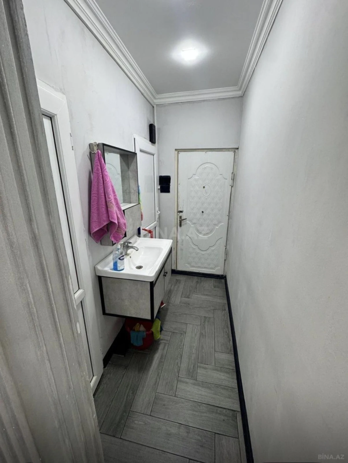 Satılır 3 otaqlı ofis 40 m²