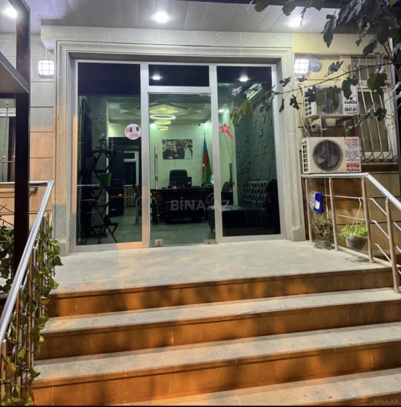 Satılır 3 otaqlı ofis 40 m²