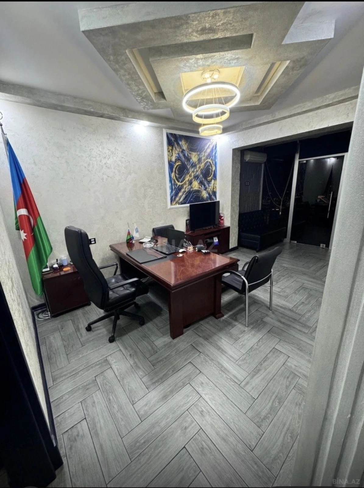 Satılır 3 otaqlı ofis 40 m²