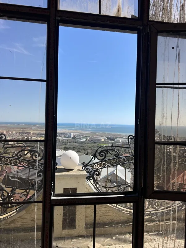 Satılır 3 otaqlı mənzil 112 m²