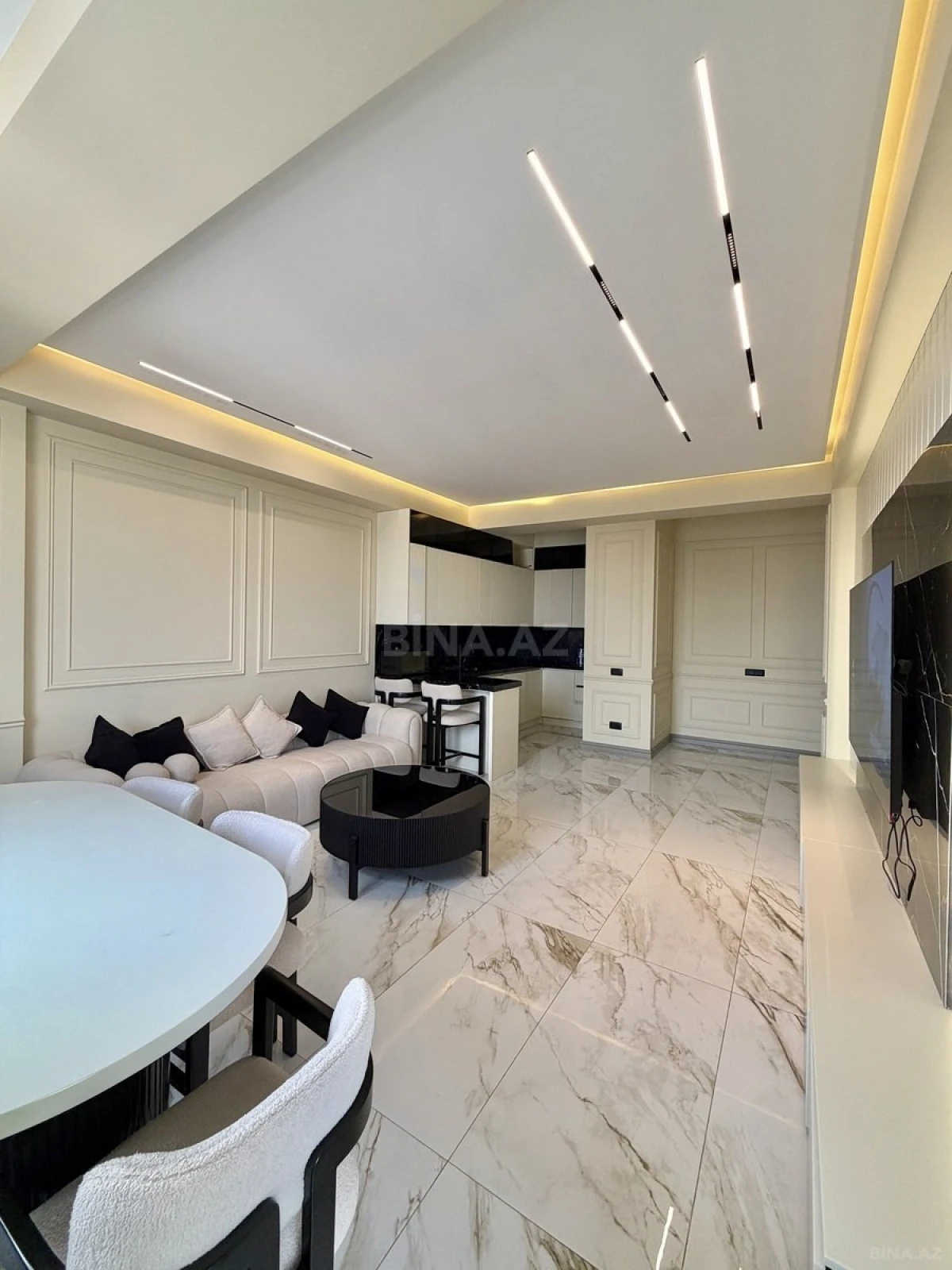 Satılır 3 otaqlı mənzil 105 m²
