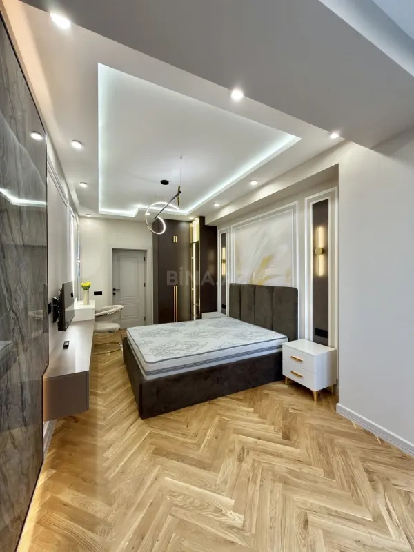 Satılır 3 otaqlı mənzil 98 m²