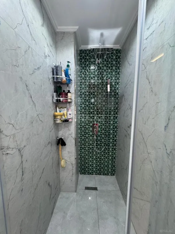 Satılır 3 otaqlı mənzil 120 m²