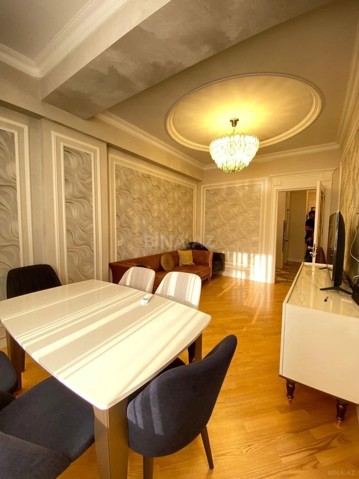 Kirayə verilir 2 otaqlı mənzil 65 m²