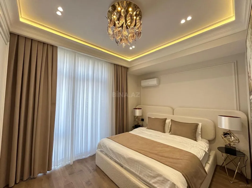 Satılır 3 otaqlı mənzil 124 m²