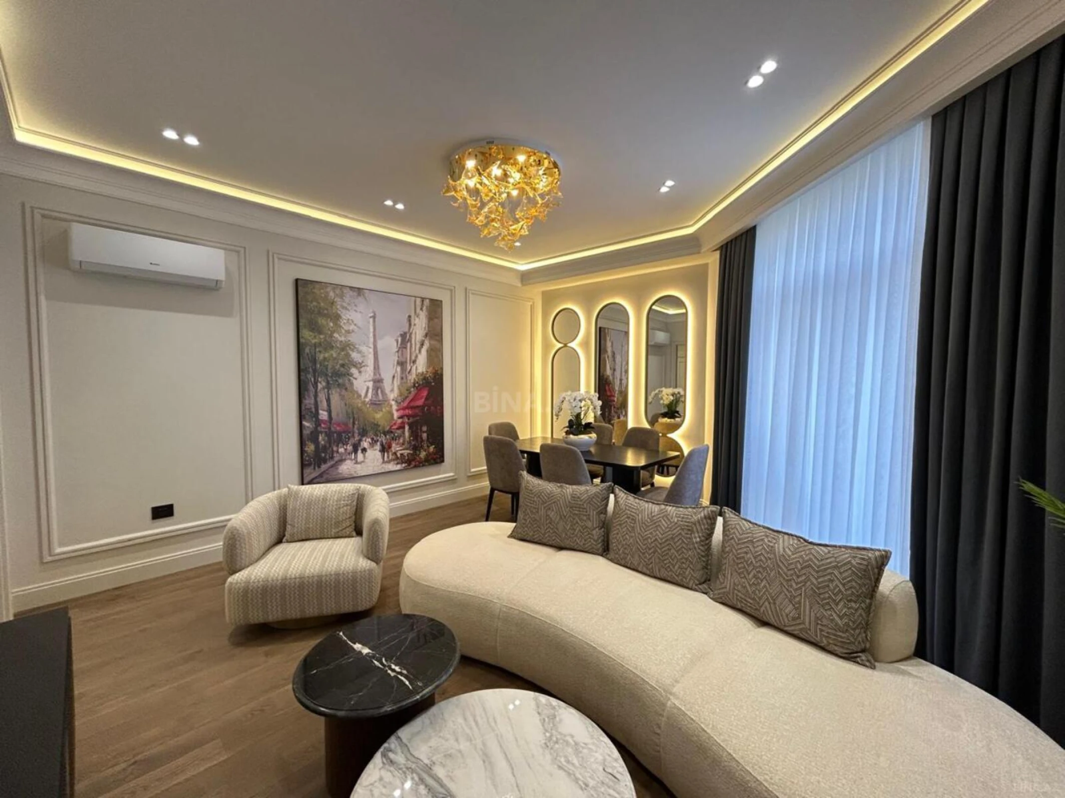 Satılır 3 otaqlı mənzil 124 m²
