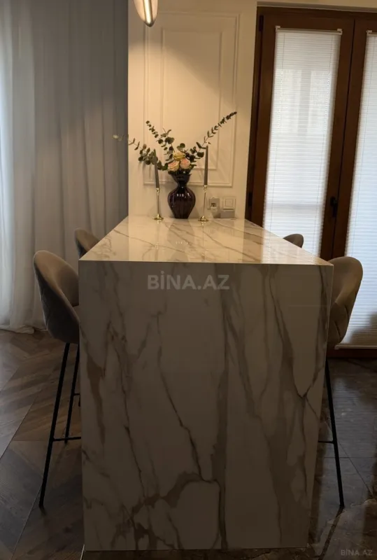 Satılır 3 otaqlı mənzil 89.5 m²