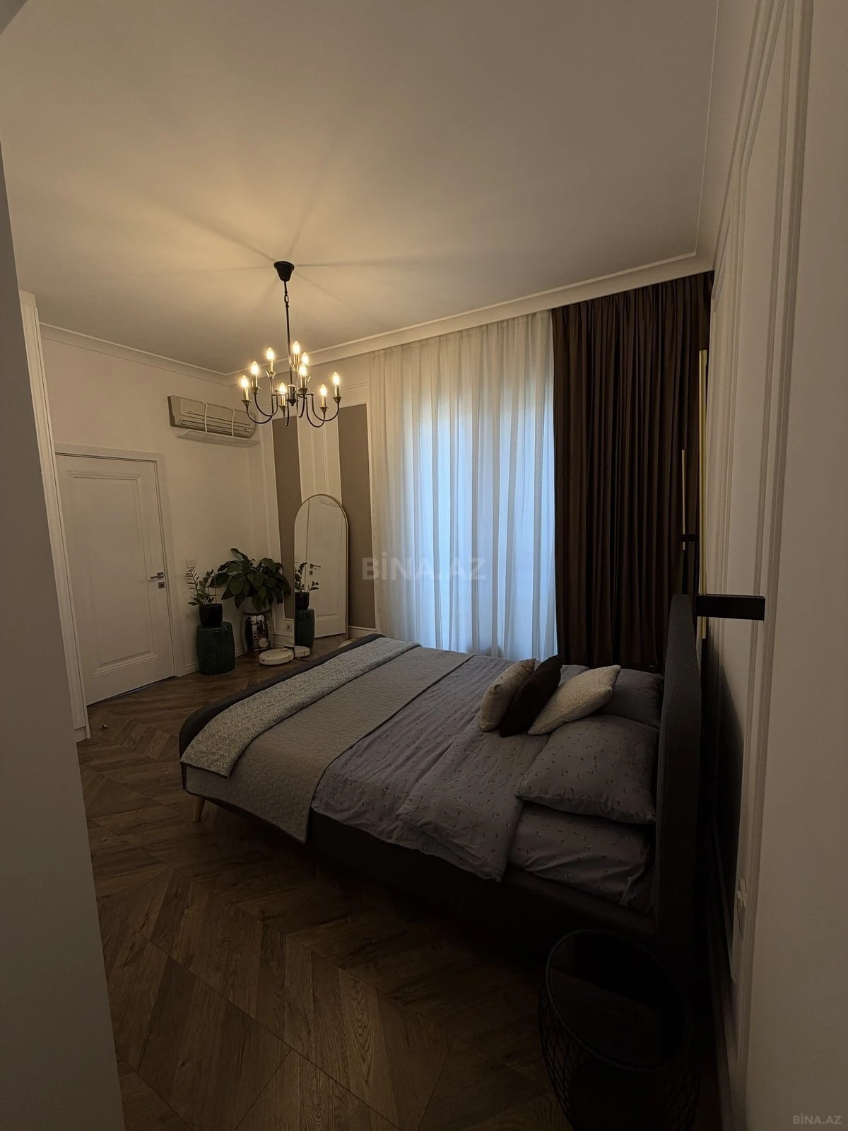 Satılır 3 otaqlı mənzil 89.5 m²