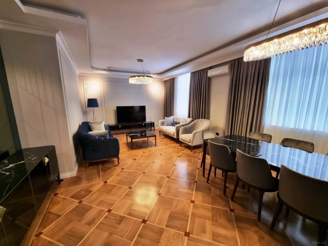 Satılır 3 otaqlı mənzil 128 m²