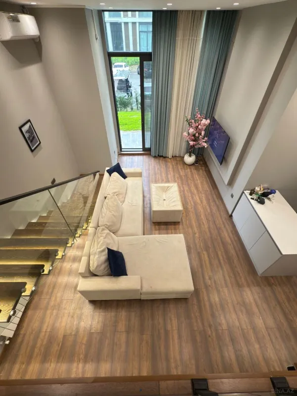 Satılır 2 otaqlı mənzil 70 m²