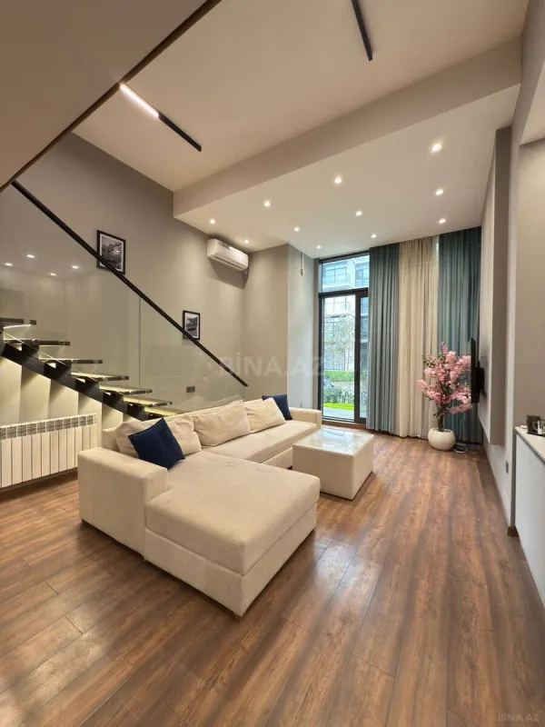 Satılır 2 otaqlı mənzil 70 m²