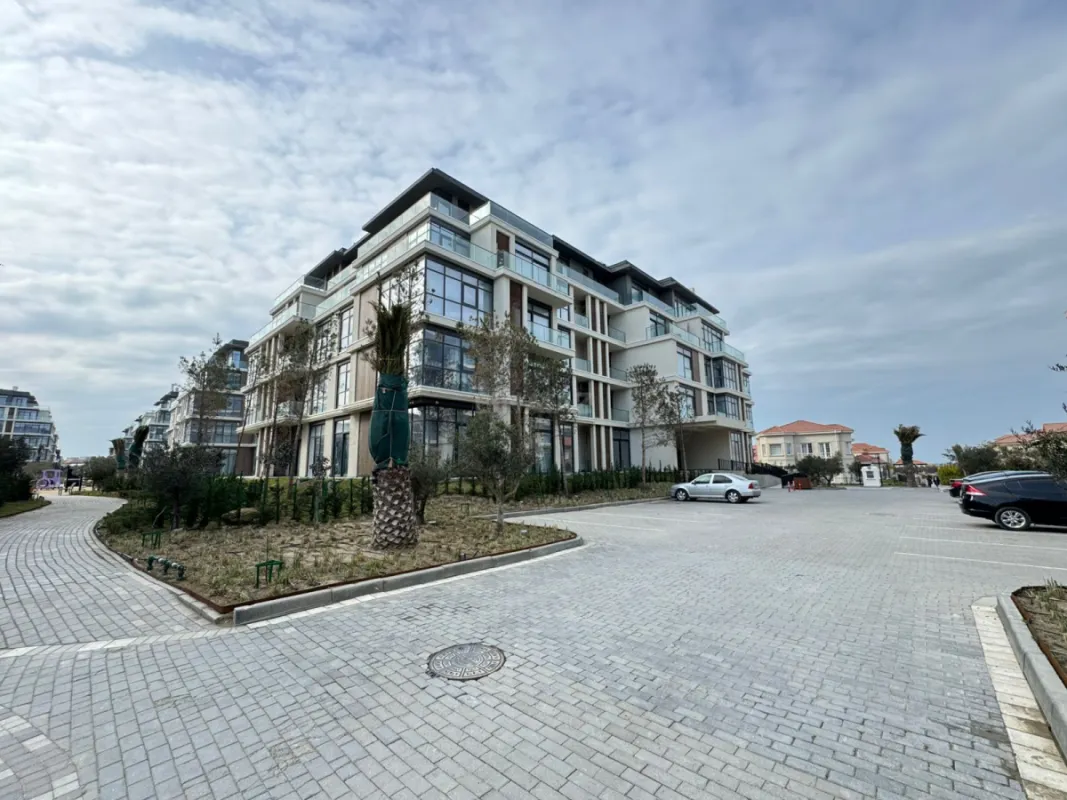 Satılır 2 otaqlı mənzil 70 m²