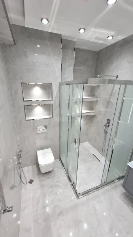 Satılır 2 otaqlı mənzil 82 m²