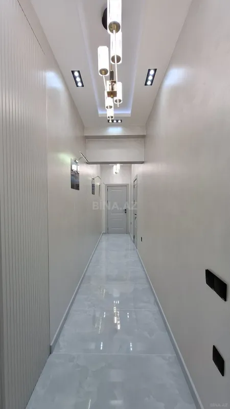 Satılır 2 otaqlı mənzil 82 m²